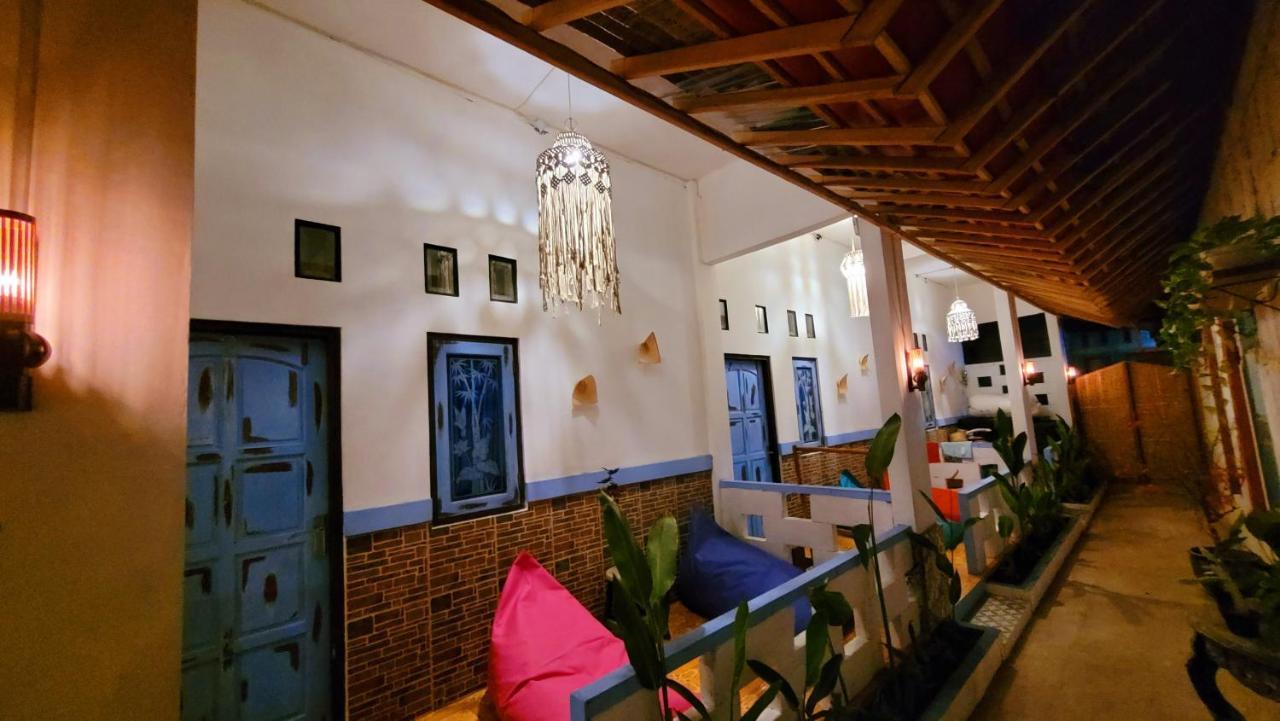 Al Kabron Inn Karimunjawa Exterior photo